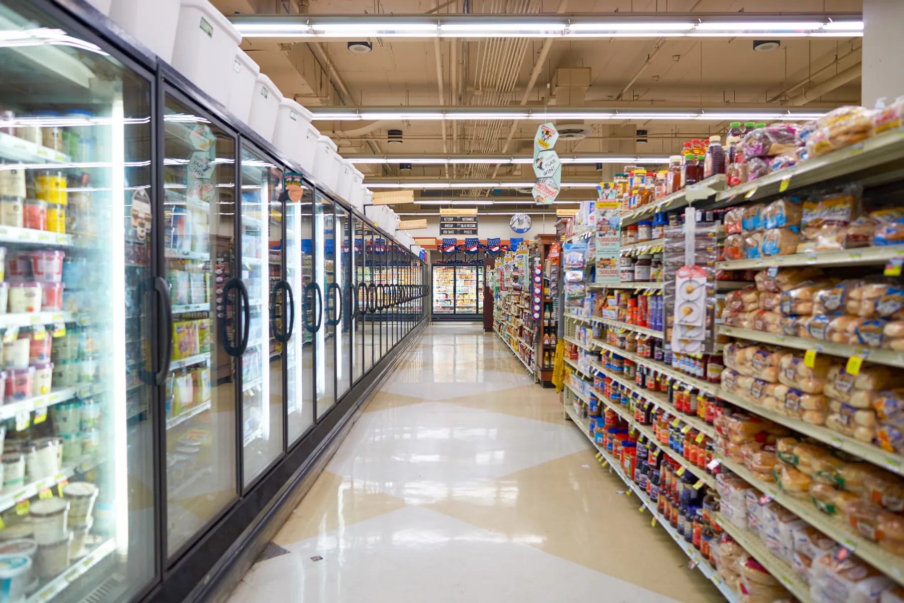 illuminazione scaffali supermercato